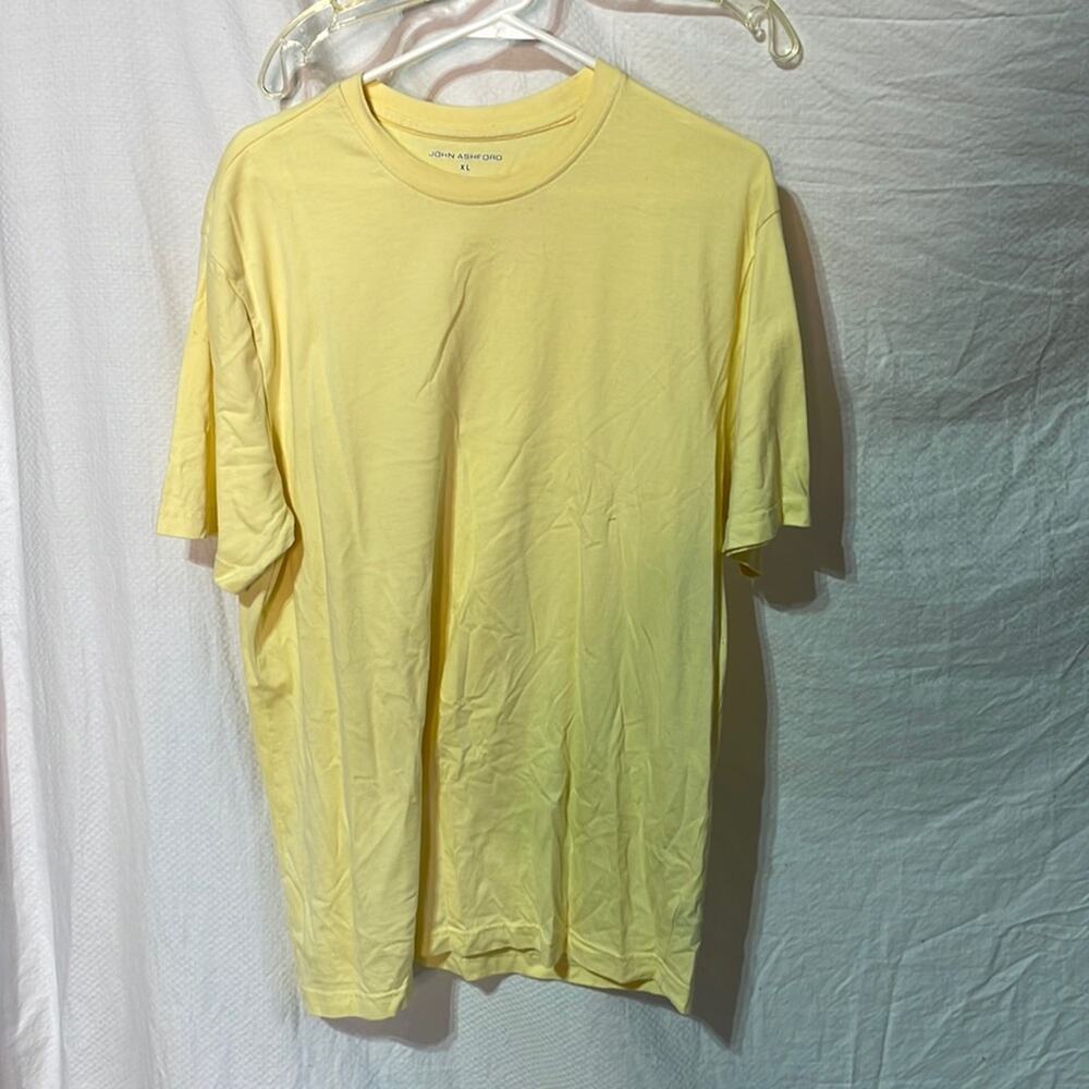 John Ashford xl pale yellow short sleeve 💯 cotton t shirt euc